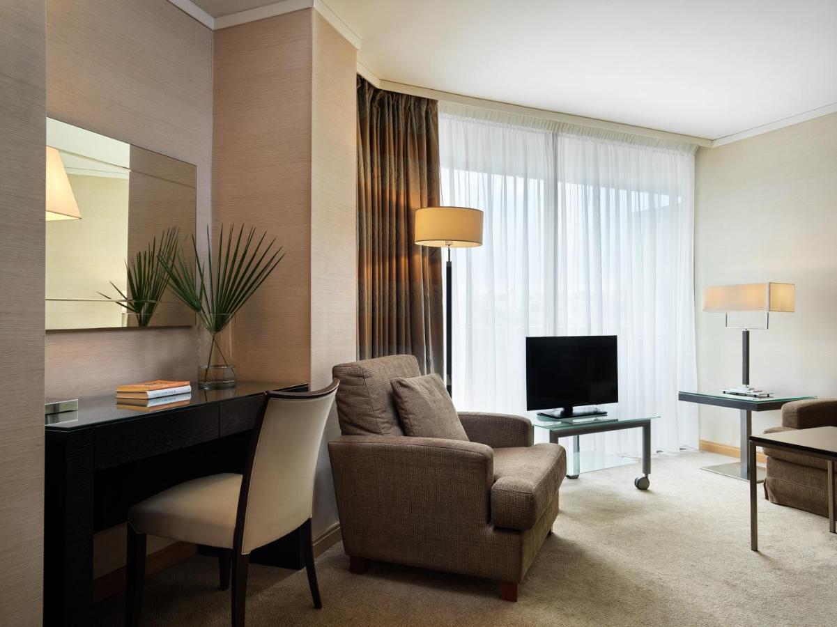 Galaxy Iraklio Hotel Extérieur photo A suite at the hotel